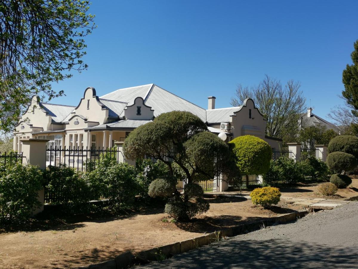 Lucolo Palace B&B Алиуол Норт Екстериор снимка
